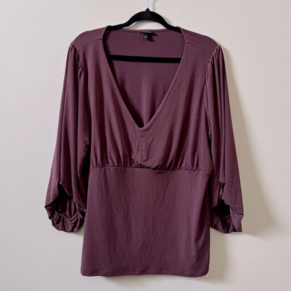 Torrid V-Neck Top w/ 3/4 Sleeves!!!